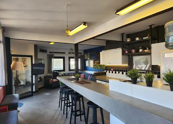 Private Mar Mikhael Loft Best View
