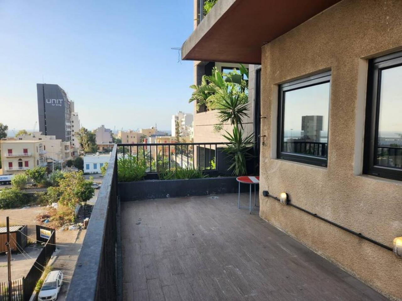 Private Mar Mikhael Loft View *