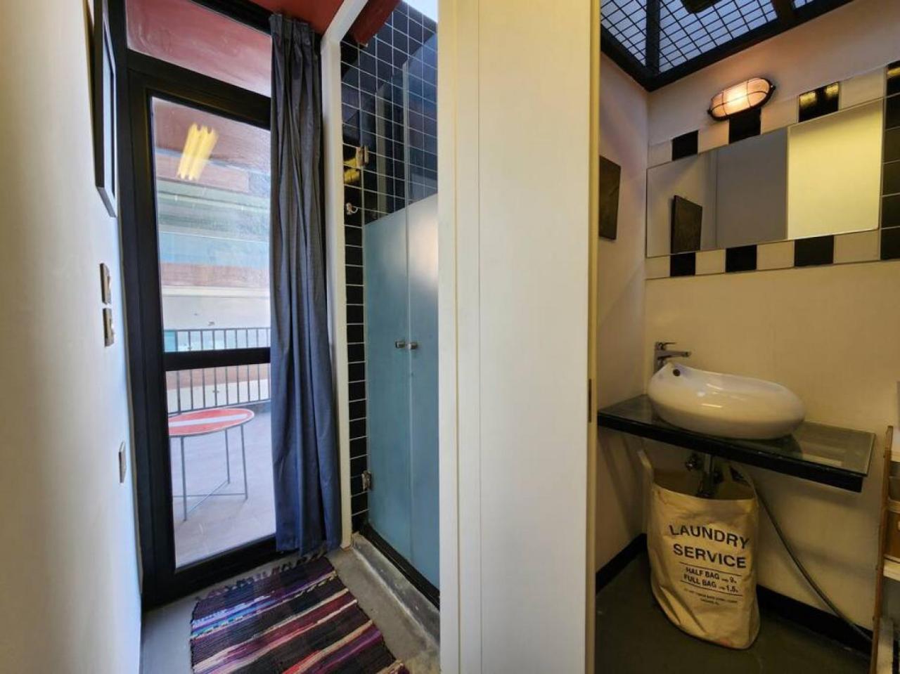 Private Mar Mikhael Loft View Apartment Beirut