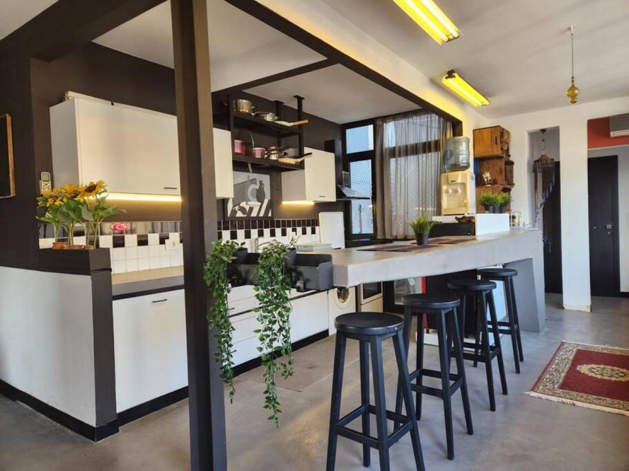 Private Mar Mikhael Loft View * Beirut